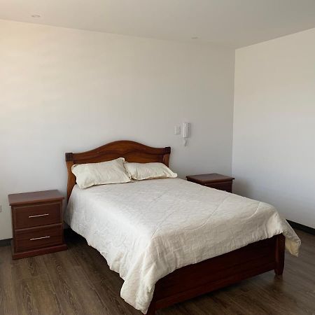 Апартаменти Apartamento En Zona Exclusiva De Куенка Екстер'єр фото