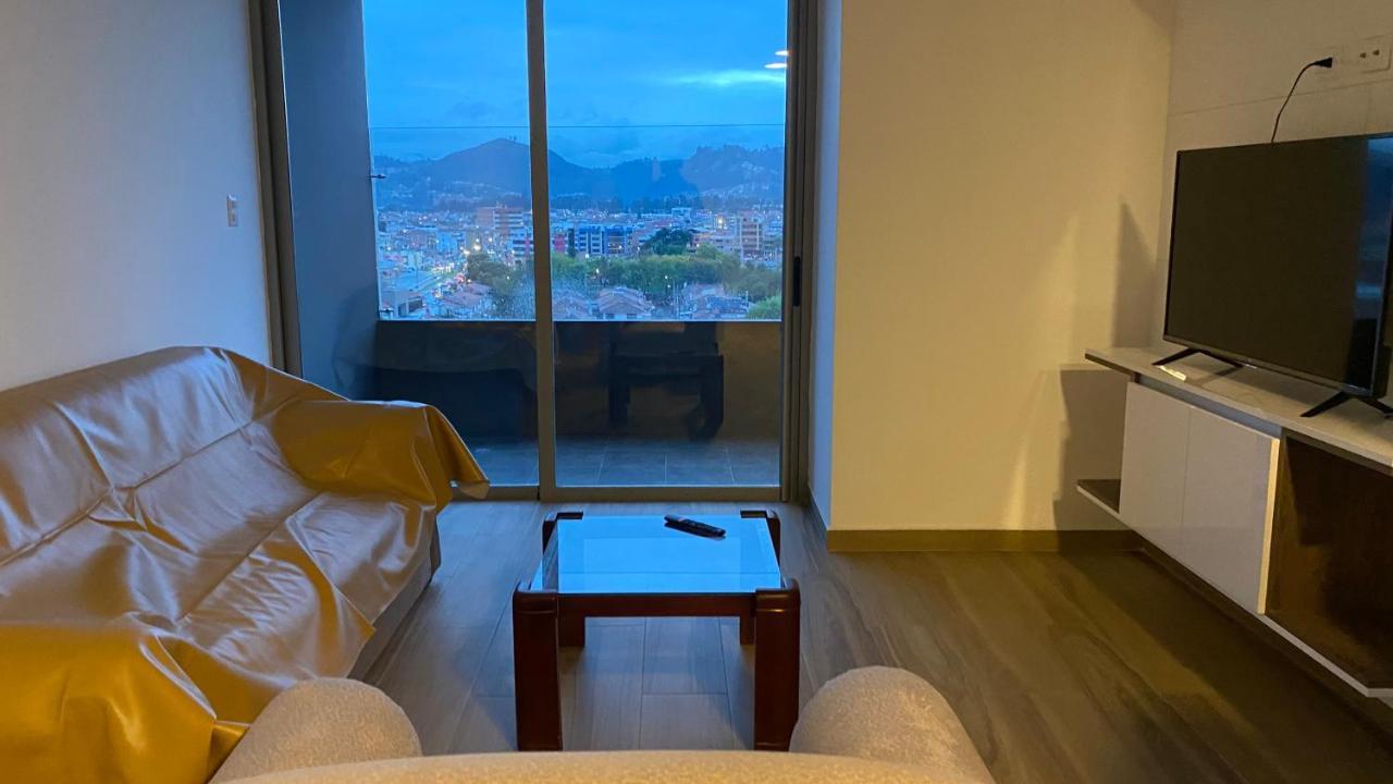 Апартаменти Apartamento En Zona Exclusiva De Куенка Екстер'єр фото