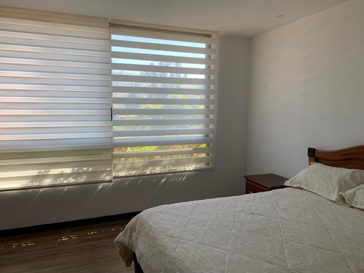 Апартаменти Apartamento En Zona Exclusiva De Куенка Екстер'єр фото